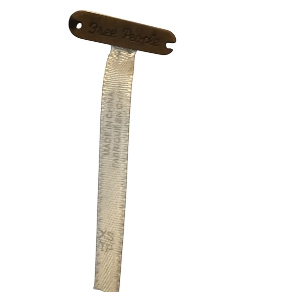 BUNDLE BOX - various women’s XS tops - Picture 12 of 14